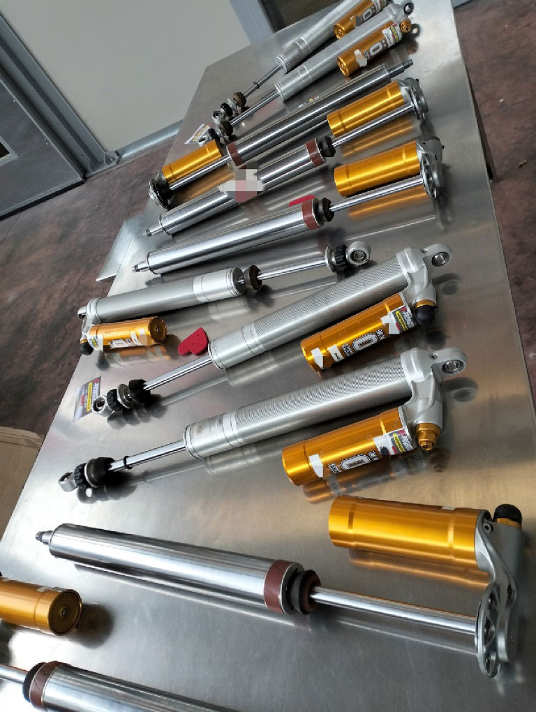 Preparazione ammortizzatori auto b